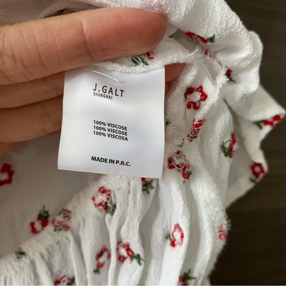 Brandy Melville John Galt Floral Embroidered Front Tie Top - Picture 6 of 6